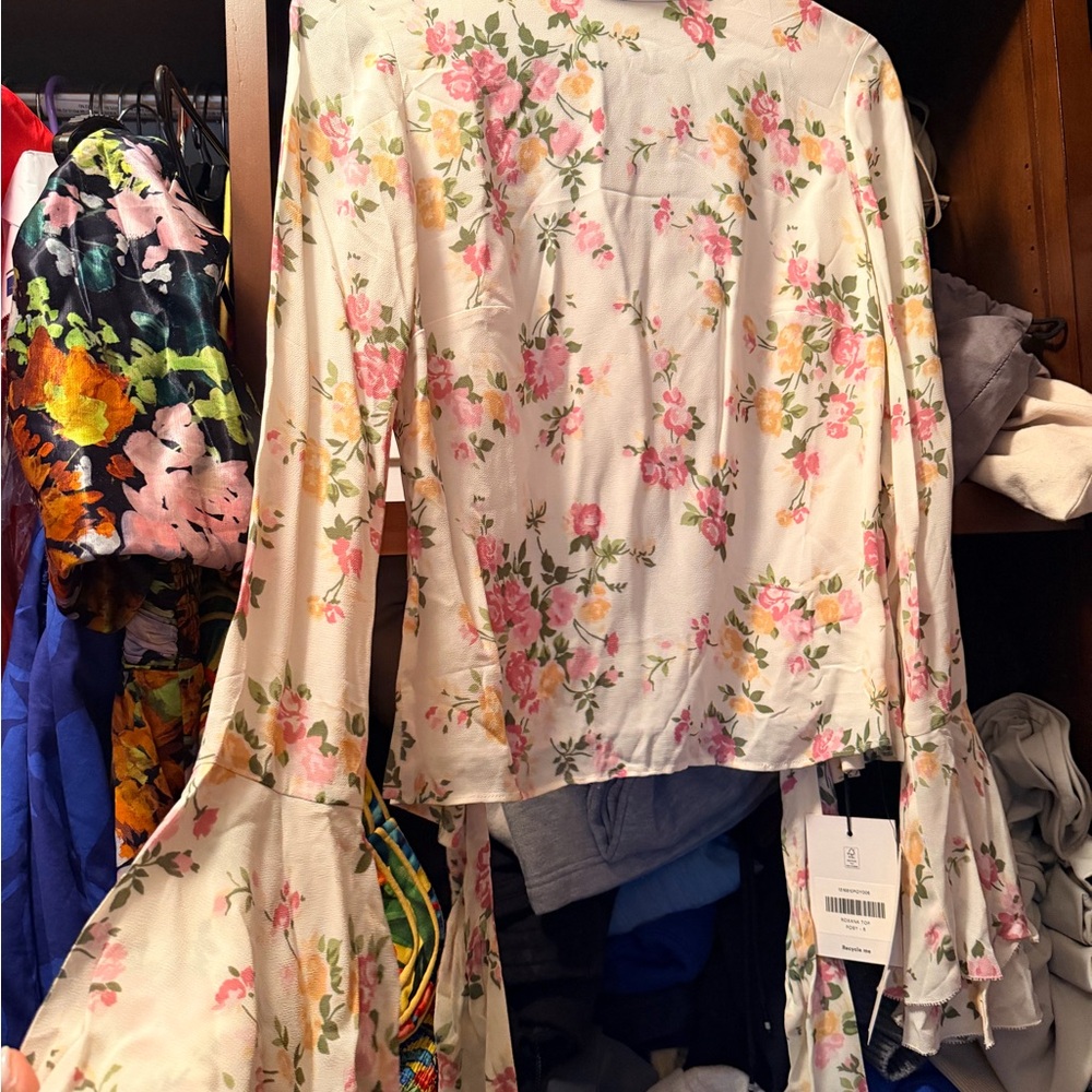 Cream Floral Bell-Sleeve Blouse
